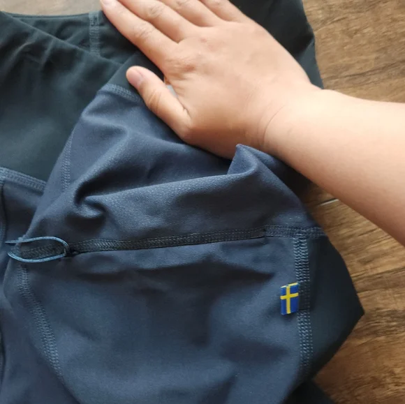 PRICE FIRM Fjallraven Abisko Trail Tight - Picture 11 of 16